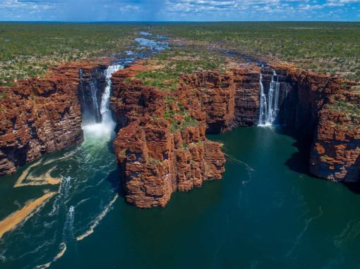 DiscoveryOne Chasing Waterfalls | AUSTRALIA